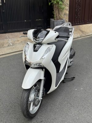 SH 125 CBS 2024 TRẮNG ĐEN LIKE NEW 99% 2 z6879404841824 a8b1b95b0de6f19a4245f8cef6151200 1