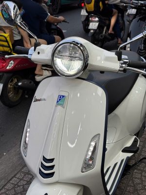 VESPA PRIMAVERA S WHITE INNOCENZA 2022 5 z7278029643631 4ced808752e3c83333c733881402b9d3 1