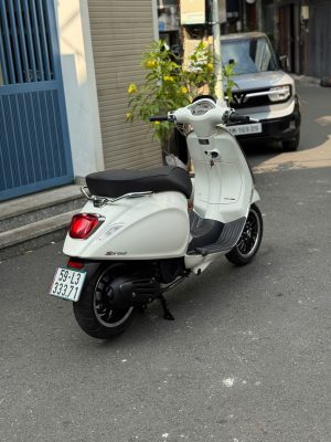 VESPA SPRINT 2022 TRẮNG CROM 4 z7445303719822 db5bf1738e00136d7f421112b9bc41bb