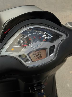 VESPA SPRINT 2020 ĐEN NHÁM 2 z7500613647747 34cbca0020d4f8cb6f12f6e5e284eb48