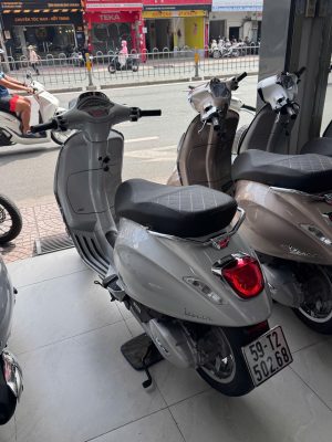 VESPA SPRINT 150 2021 BẠC POSCHE 2 z8047777255819 b735aa3d65550b28797f629e2b2bbc43